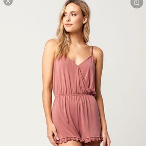 IVY & MAIN Lettuce Edge Womens Surplice Romper